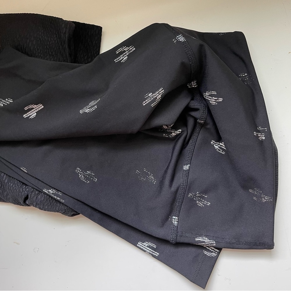 BEYOND yoga black leggings bundle - Picture 2 of 4